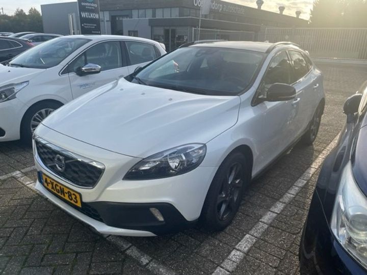 Photo 1 VIN: YV1MZ485BE2042730 - VOLVO V40 CROSS COUNTRY 