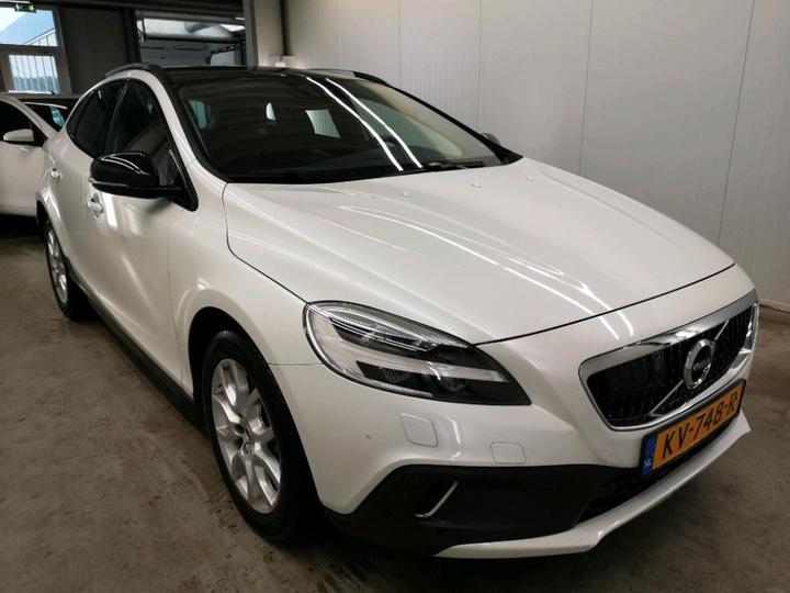 Photo 2 VIN: YV1MZ74L0H2126207 - VOLVO V40 