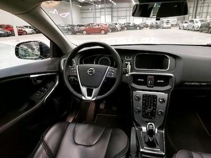 Photo 9 VIN: YV1MZ74L1H2129535 - VOLVO V40 CROSS COUNTRY DIESEL - 2016 