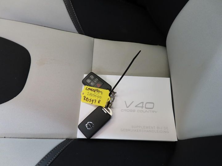 Photo 10 VIN: YV1MZ74L1J2146640 - VOLVO V40 CROSS COUNTRY 