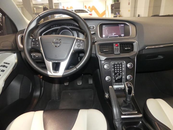 Photo 8 VIN: YV1MZ79L1H2133862 - VOLVO V40 CROSS COUNT 