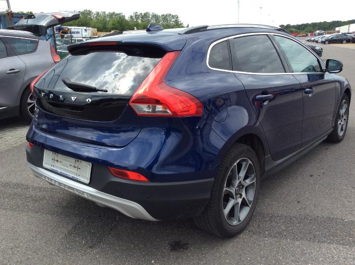 Photo 3 VIN: YV1MZ8451F2067381 - VOLVO V40 CROSS COUNTRY 