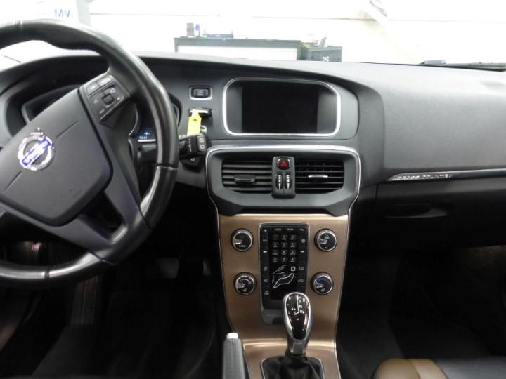 Photo 9 VIN: YV1MZ845BF2074281 - VOLVO V40 CROSS COUNTRY 