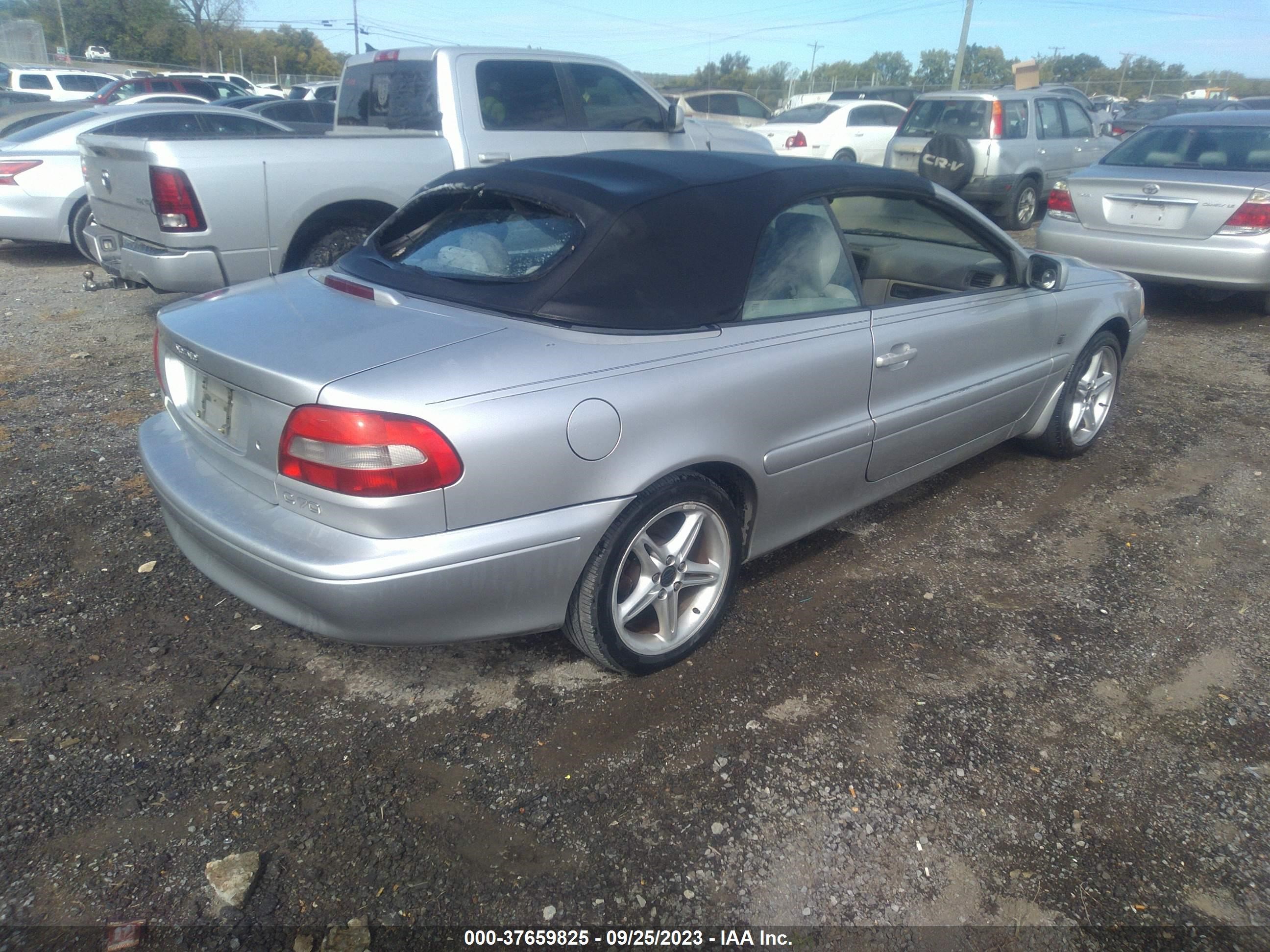 Photo 3 VIN: YV1NC56D42J029593 - VOLVO C70 