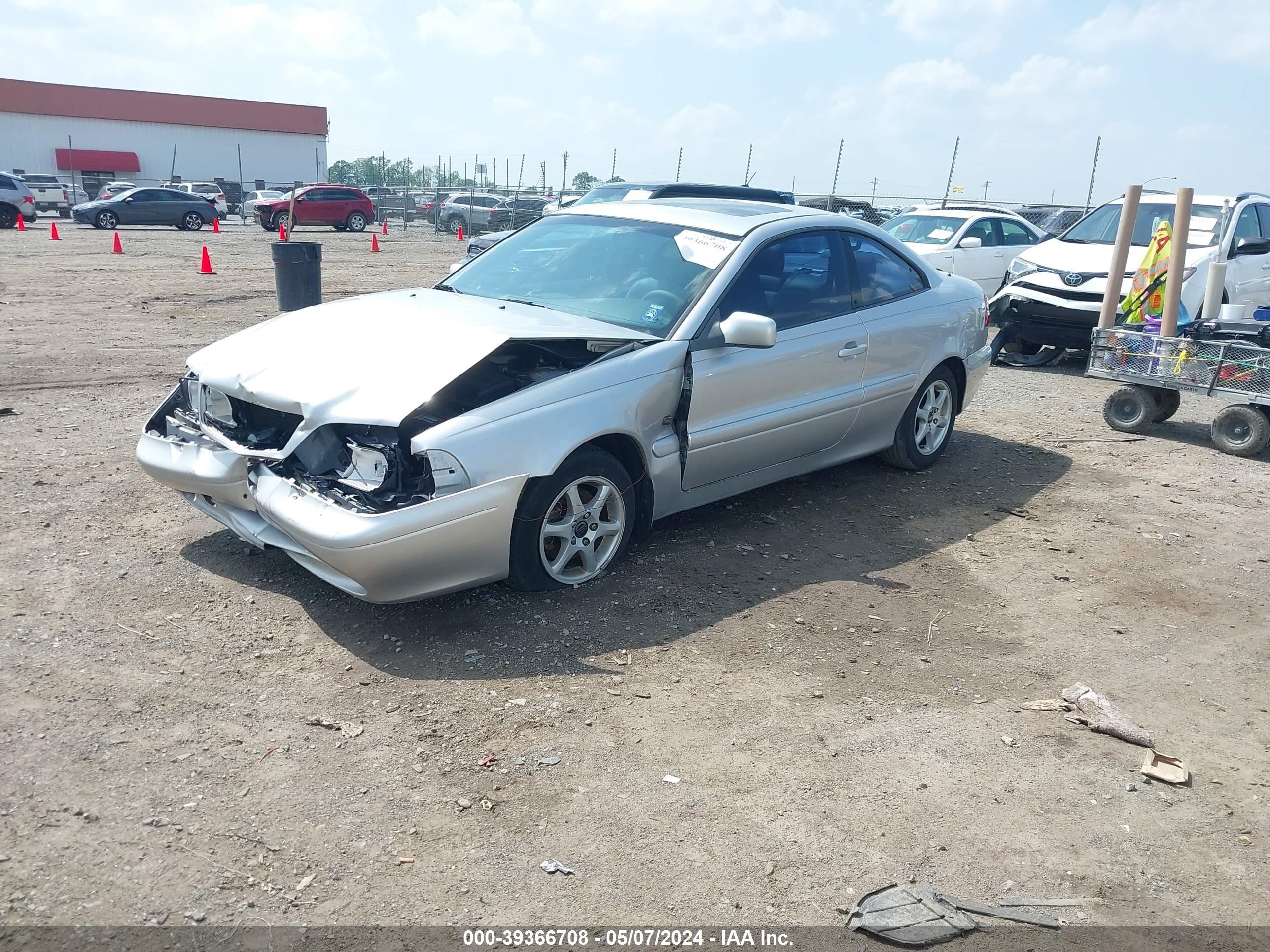 Photo 1 VIN: YV1NK5378WJ004770 - VOLVO C70 