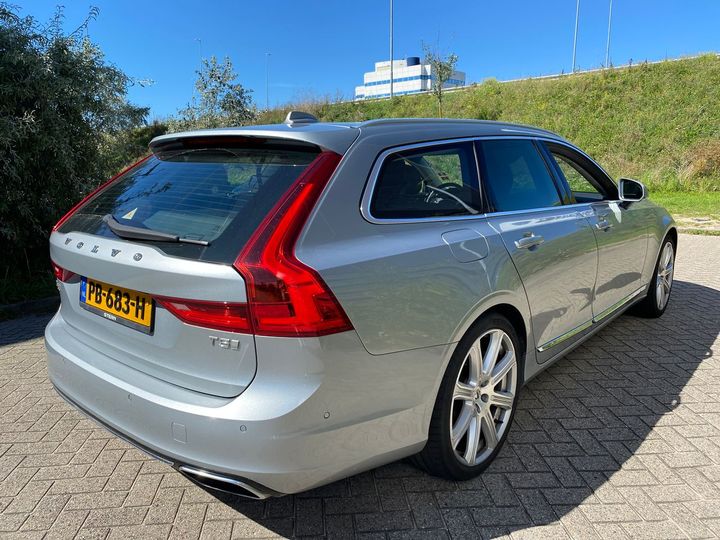 Photo 2 VIN: YV1PW10BDH1004120 - VOLVO V90 