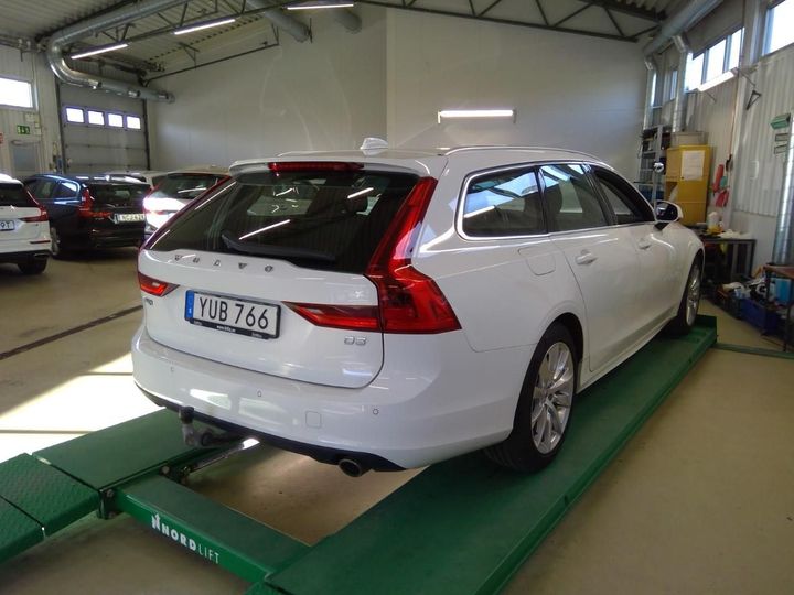 Photo 2 VIN: YV1PW72U1K1097825 - VOLVO V90 