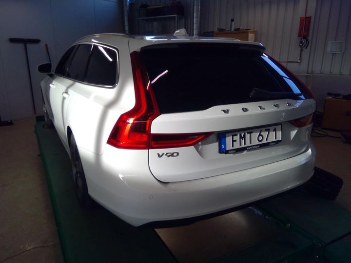 Photo 2 VIN: YV1PW7980J1035791 - VOLVO V90 