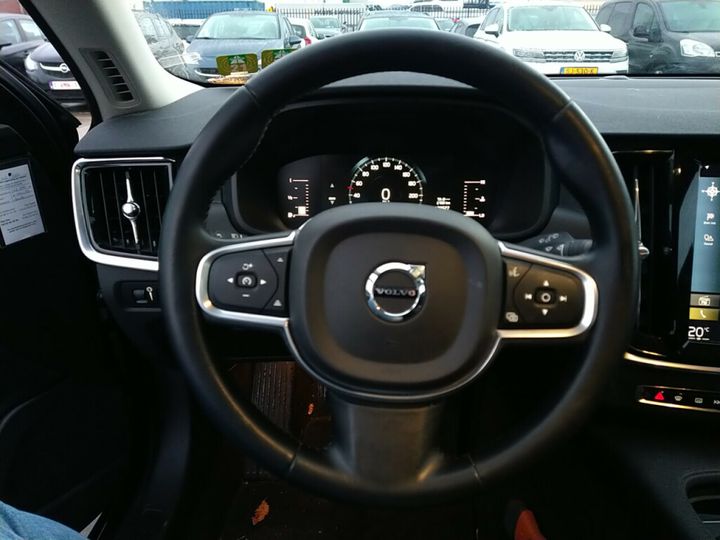 Photo 8 VIN: YV1PW7991H1010616 - VOLVO V90 