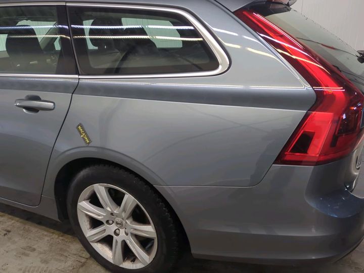 Photo 29 VIN: YV1PW79B0J1063702 - VOLVO V90 