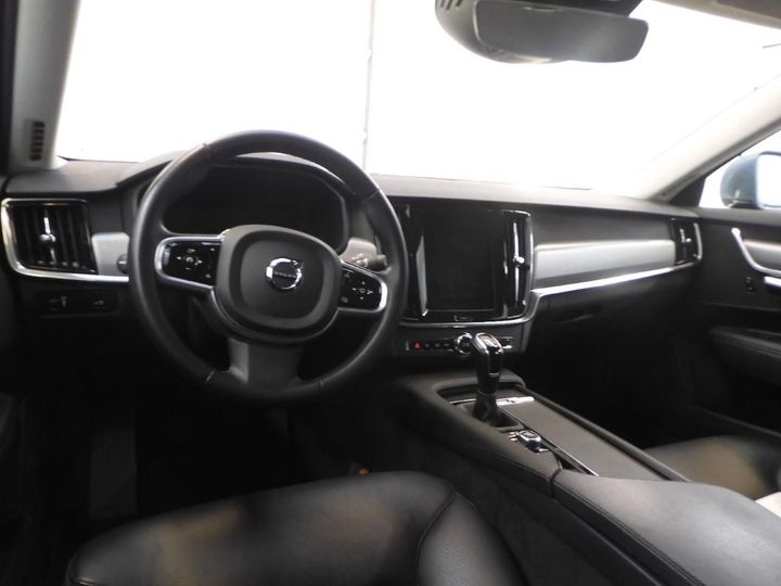 Photo 2 VIN: YV1PW79B1J1053259 - VOLVO V90 