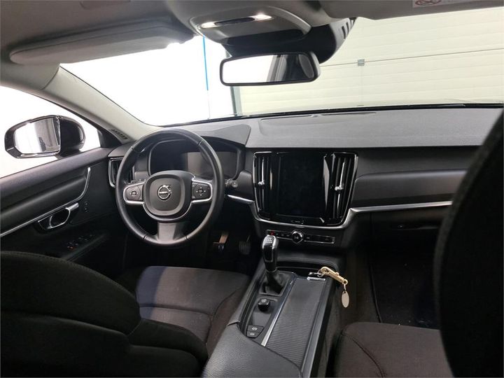 Photo 4 VIN: YV1PWA8B1J1045770 - VOLVO V90 