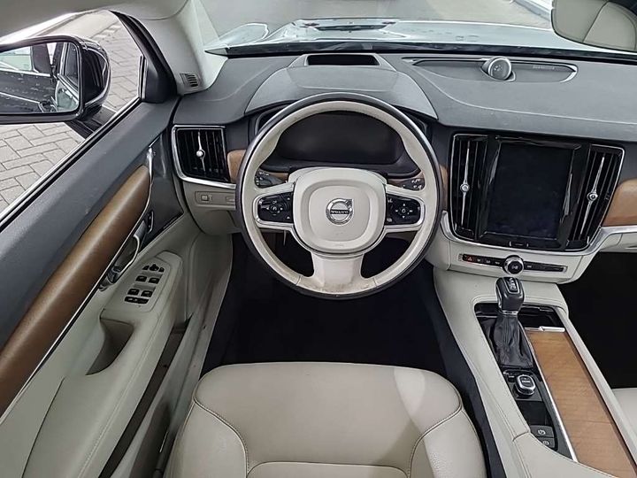 Photo 8 VIN: YV1PWA8BDH1007645 - VOLVO V90 