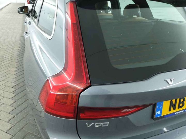 Photo 21 VIN: YV1PWA8BDH1011456 - VOLVO V90 