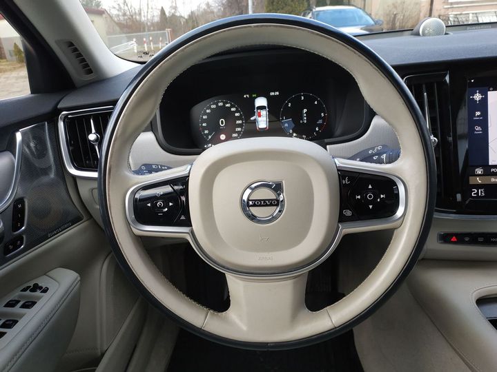 Photo 26 VIN: YV1PWA8BDH1014216 - VOLVO V90 