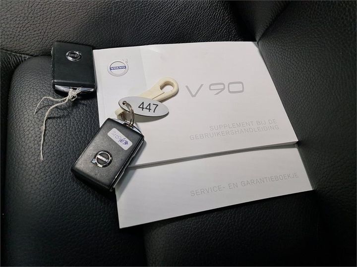 Photo 9 VIN: YV1PWA8BDH1020013 - VOLVO V90 