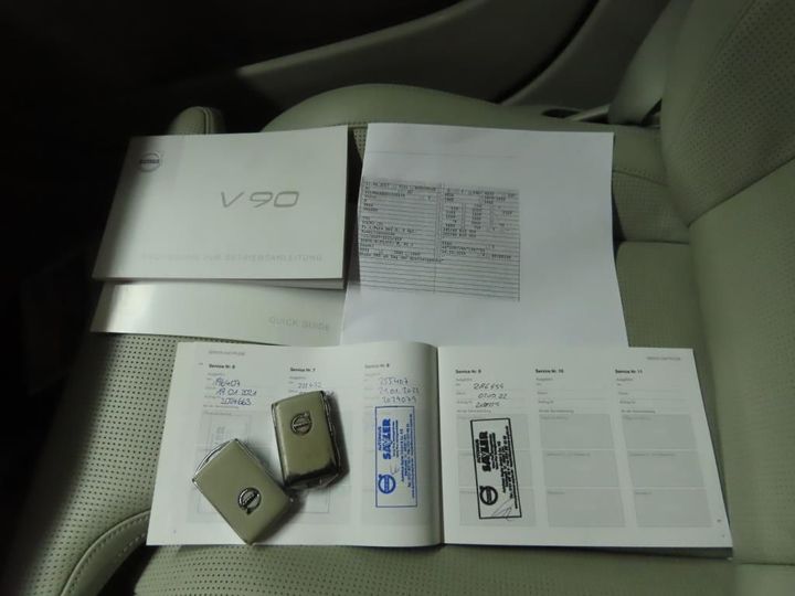 Photo 11 VIN: YV1PWA8BDH1020034 - VOLVO V90 