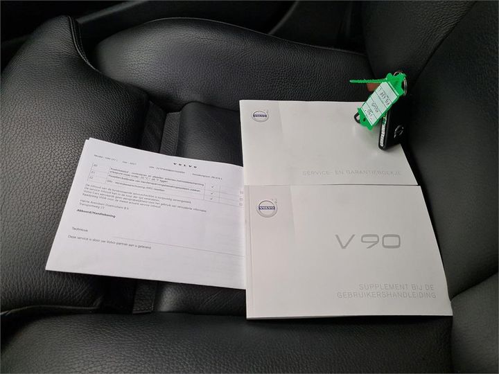 Photo 4 VIN: YV1PWA8BDH1020899 - VOLVO V90 