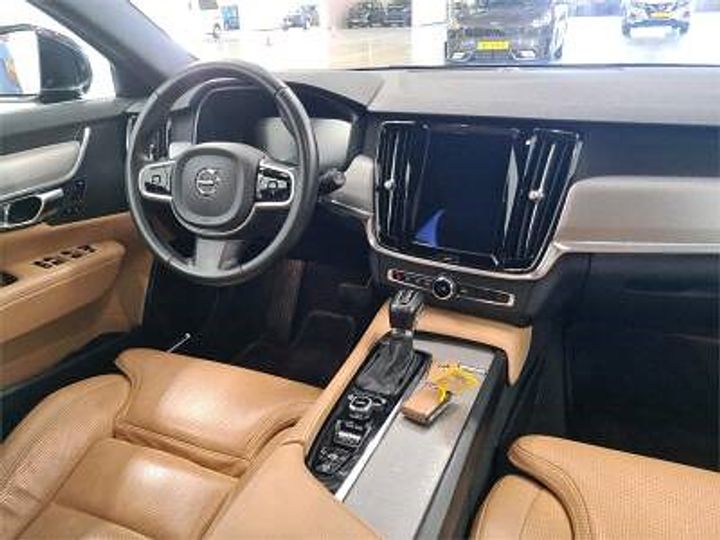 Photo 8 VIN: YV1PWA8BDH1021898 - VOLVO V90 