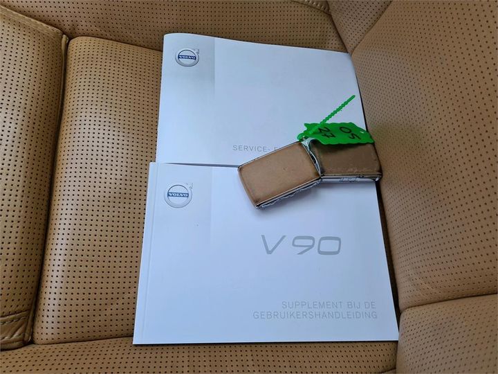 Photo 4 VIN: YV1PWA8BDJ1040504 - VOLVO V90 