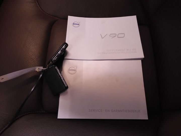 Photo 16 VIN: YV1PWA8BDJ1042982 - VOLVO V90 