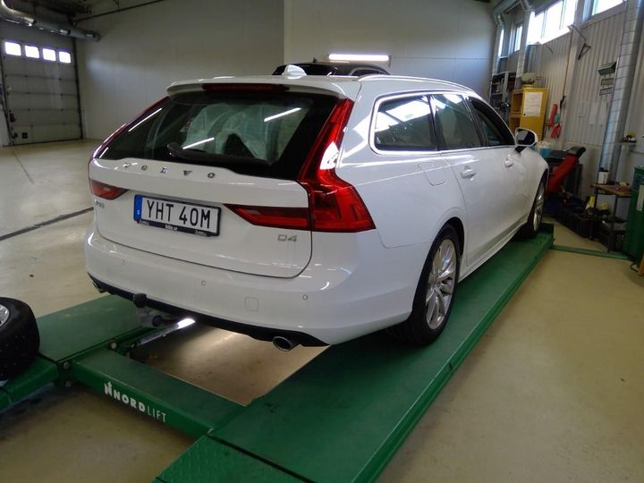 Photo 2 VIN: YV1PWA8UDL1131838 - VOLVO V90 