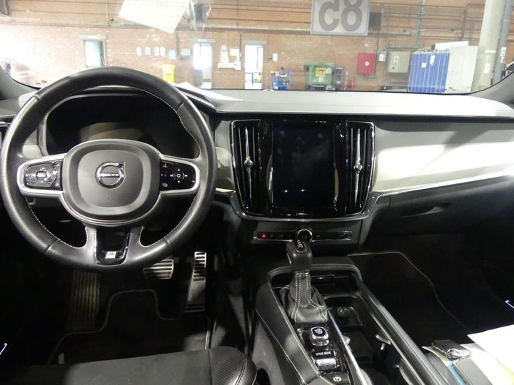 Photo 7 VIN: YV1PWADUDK1104017 - VOLVO V90 