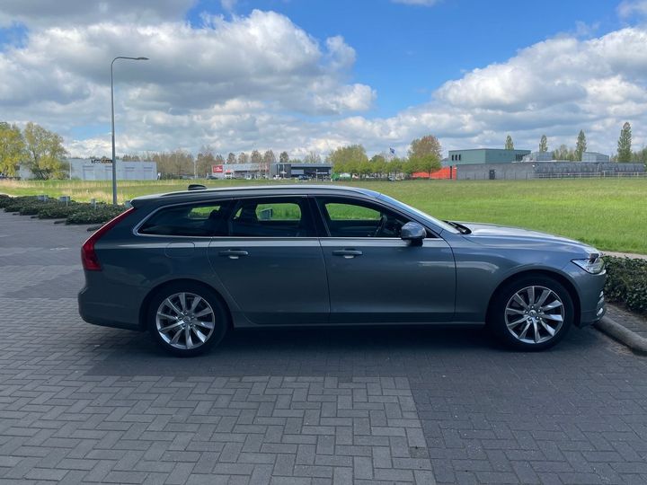 Photo 19 VIN: YV1PWAKBDJ1068831 - VOLVO V90 