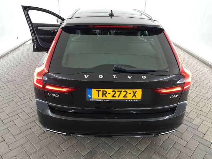 Photo 16 VIN: YV1PWAKUDK1087023 - VOLVO V90 