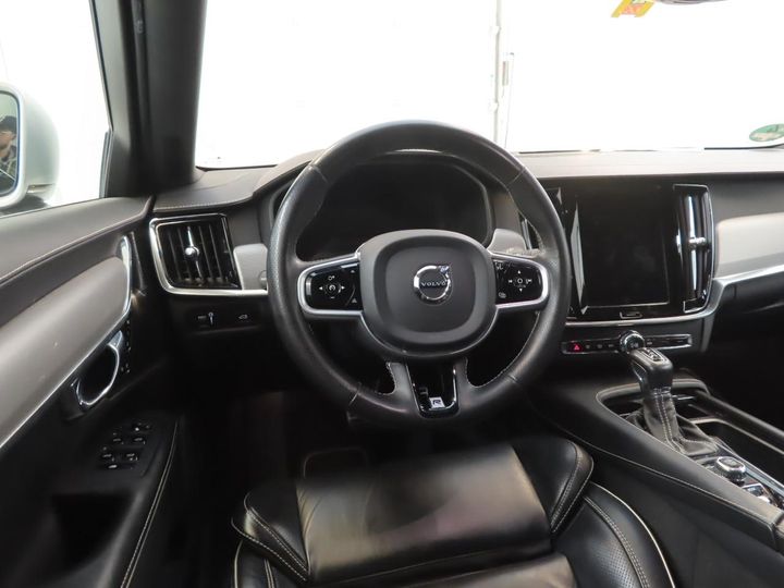 Photo 2 VIN: YV1PWAKUDK1090910 - VOLVO V90 