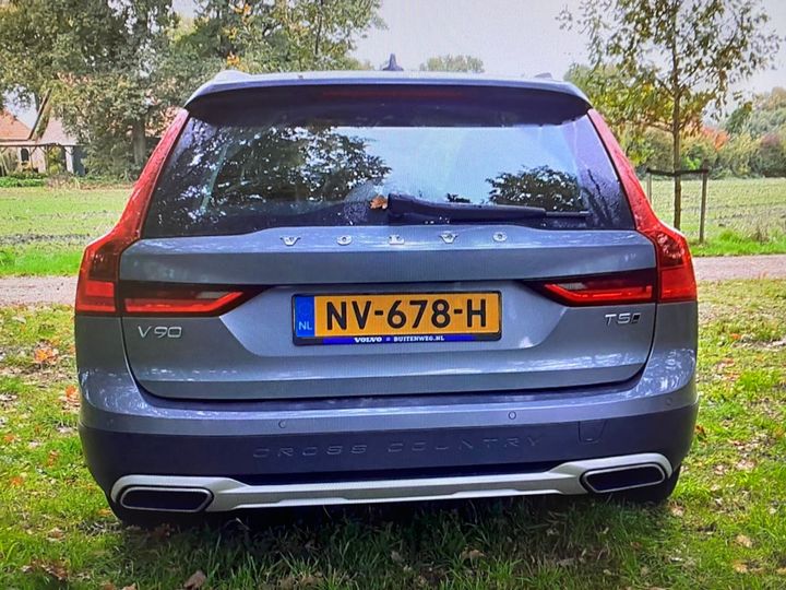 Photo 2 VIN: YV1PZ10BCH1008064 - VOLVO V90 CROSS COUNTRY 