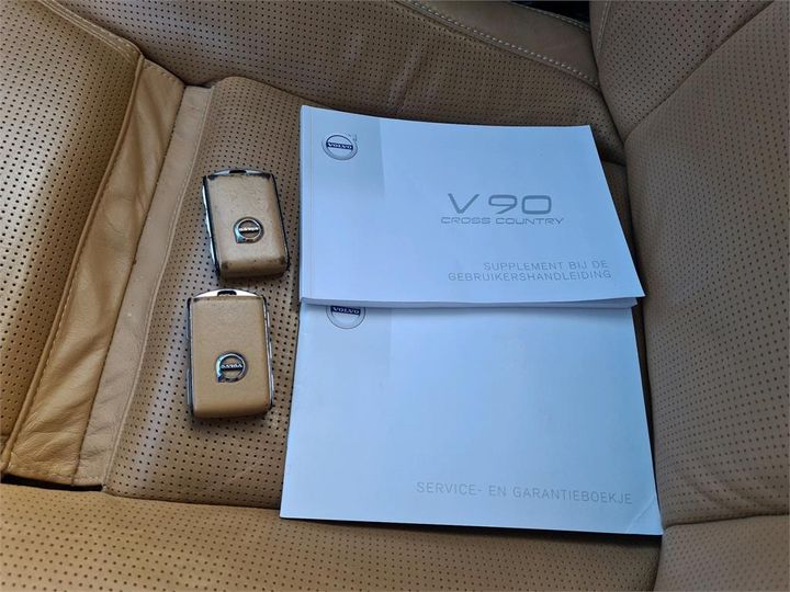 Photo 17 VIN: YV1PZ68BCH1003911 - VOLVO V90 