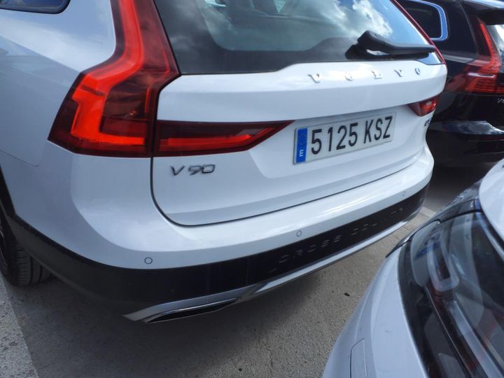 Photo 2 VIN: YV1PZ68TCK1080008 - VOLVO V90 