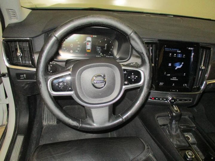 Photo 35 VIN: YV1PZA8TCK1080297 - VOLVO V90 