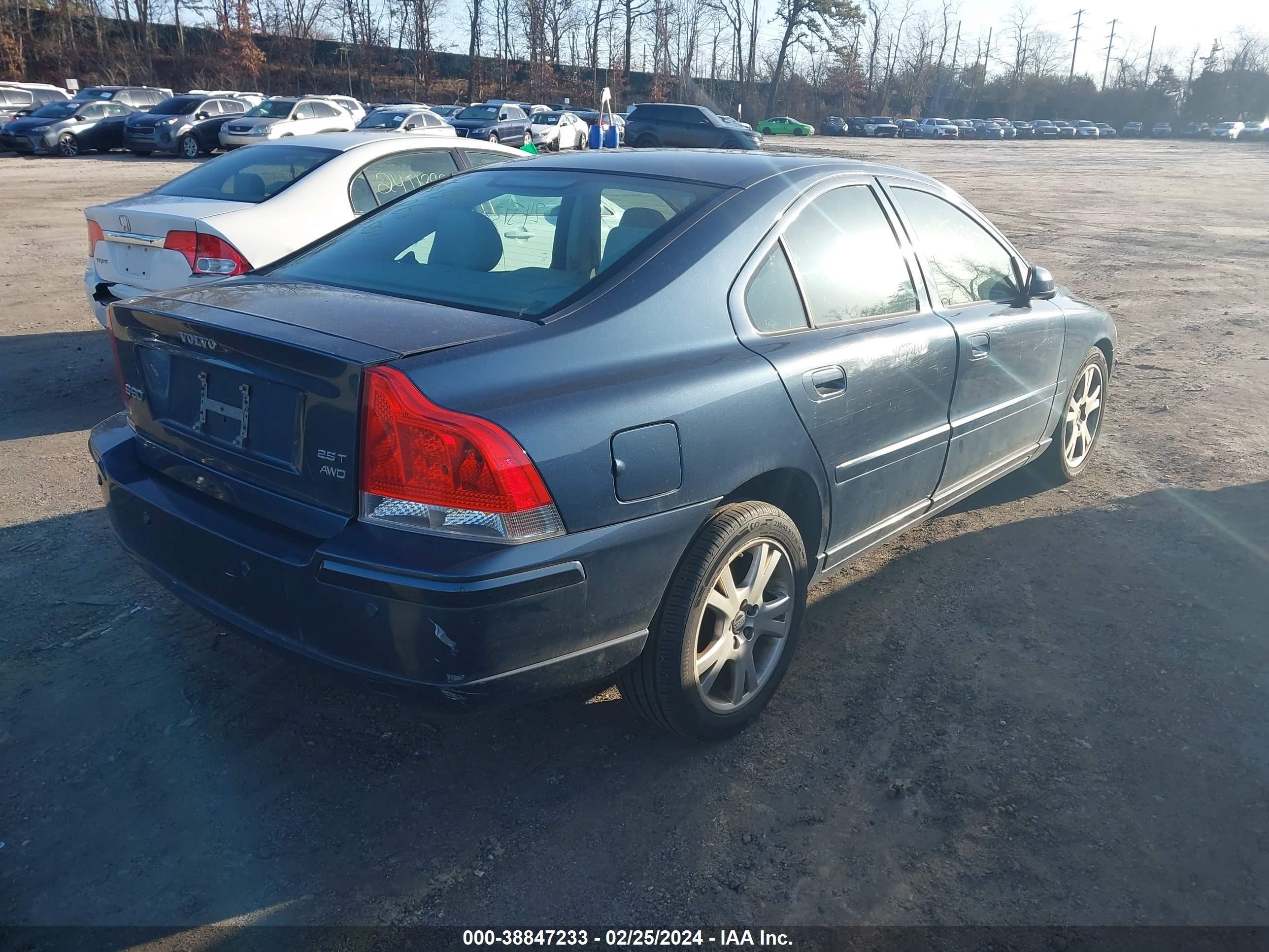 Photo 3 VIN: YV1RH592262547456 - VOLVO S60 