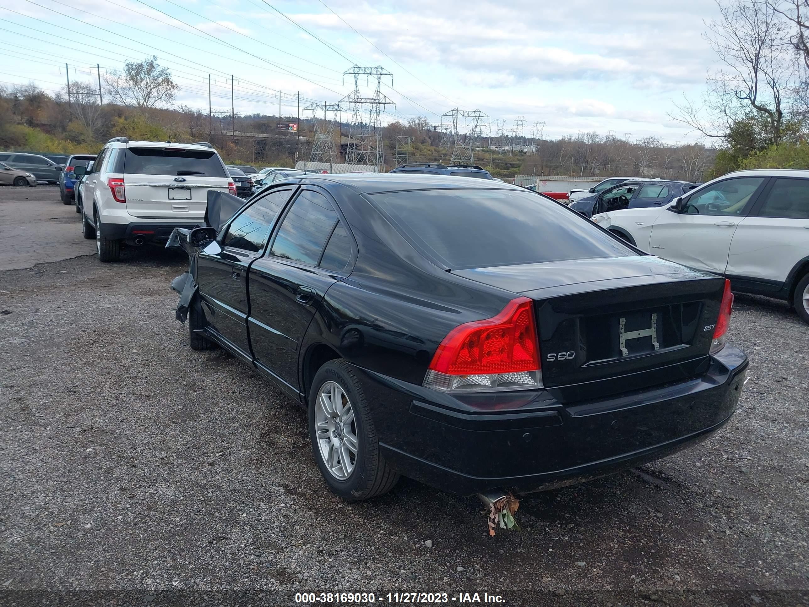 Photo 2 VIN: YV1RH592482697541 - VOLVO S60 