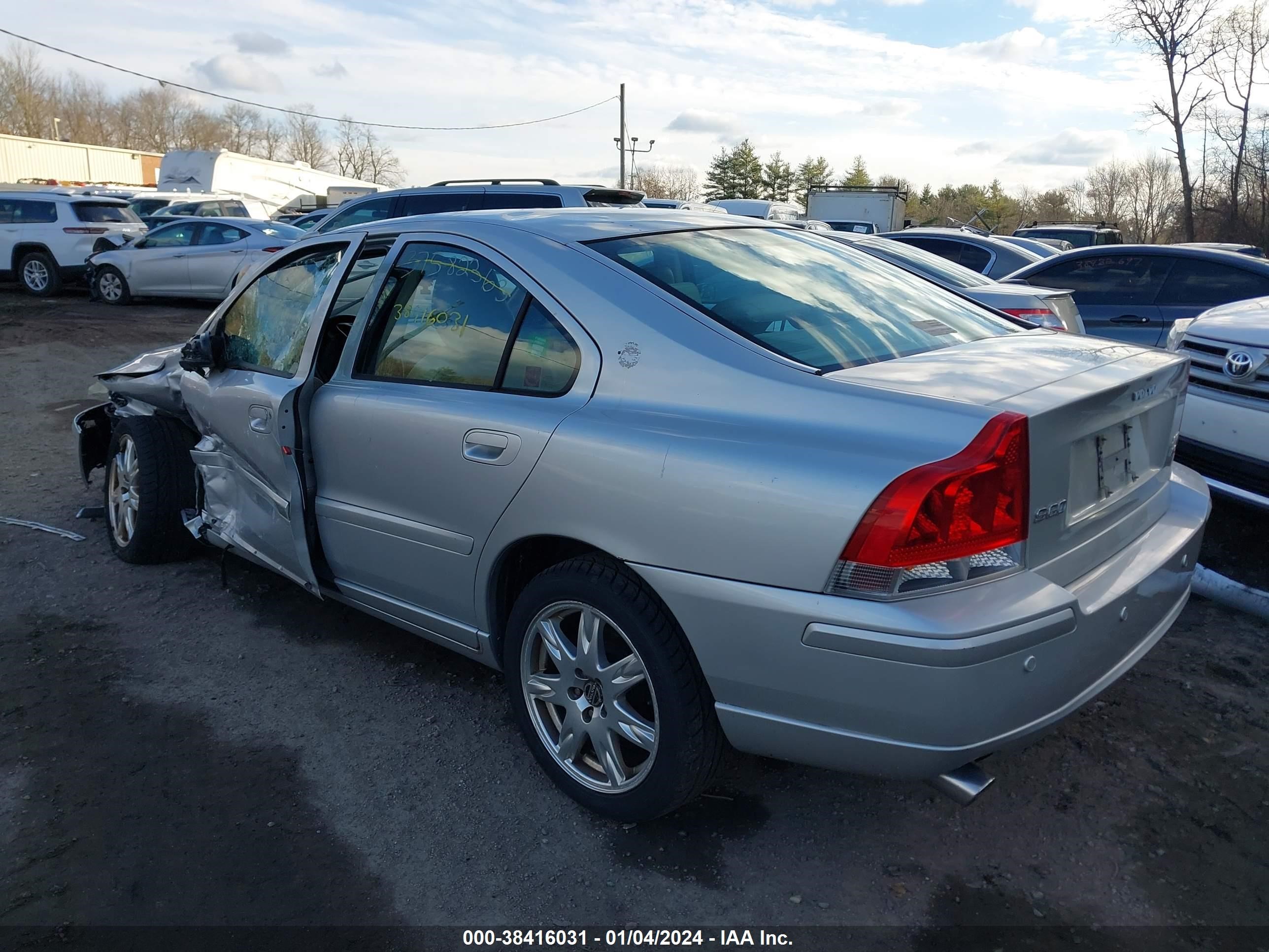 Photo 2 VIN: YV1RH592X62535264 - VOLVO S60 