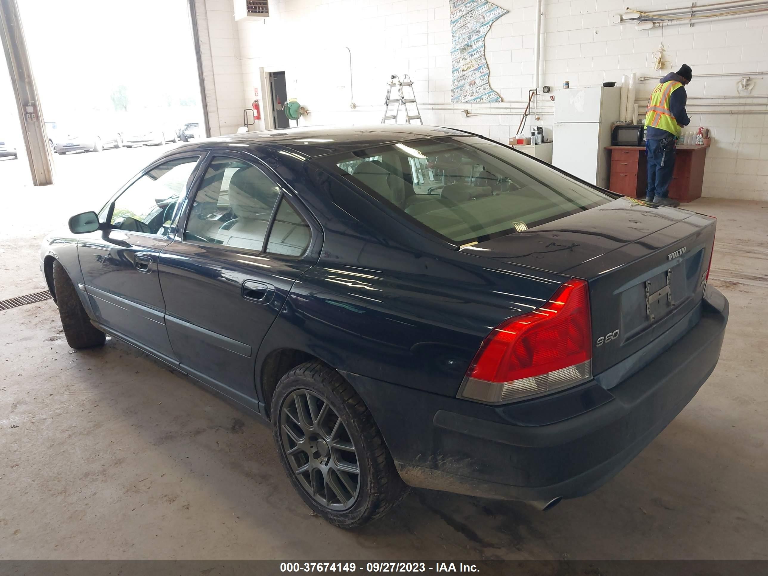 Photo 2 VIN: YV1RH59H842411317 - VOLVO S60 