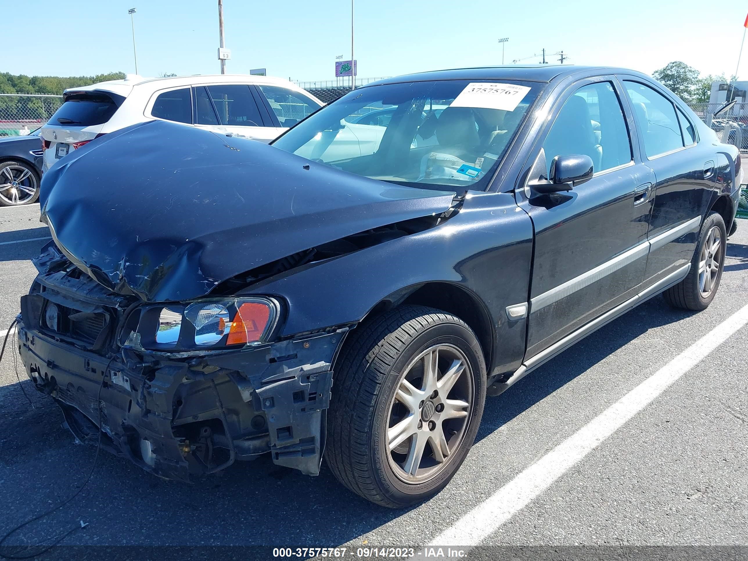 Photo 1 VIN: YV1RH59H942353430 - VOLVO S60 