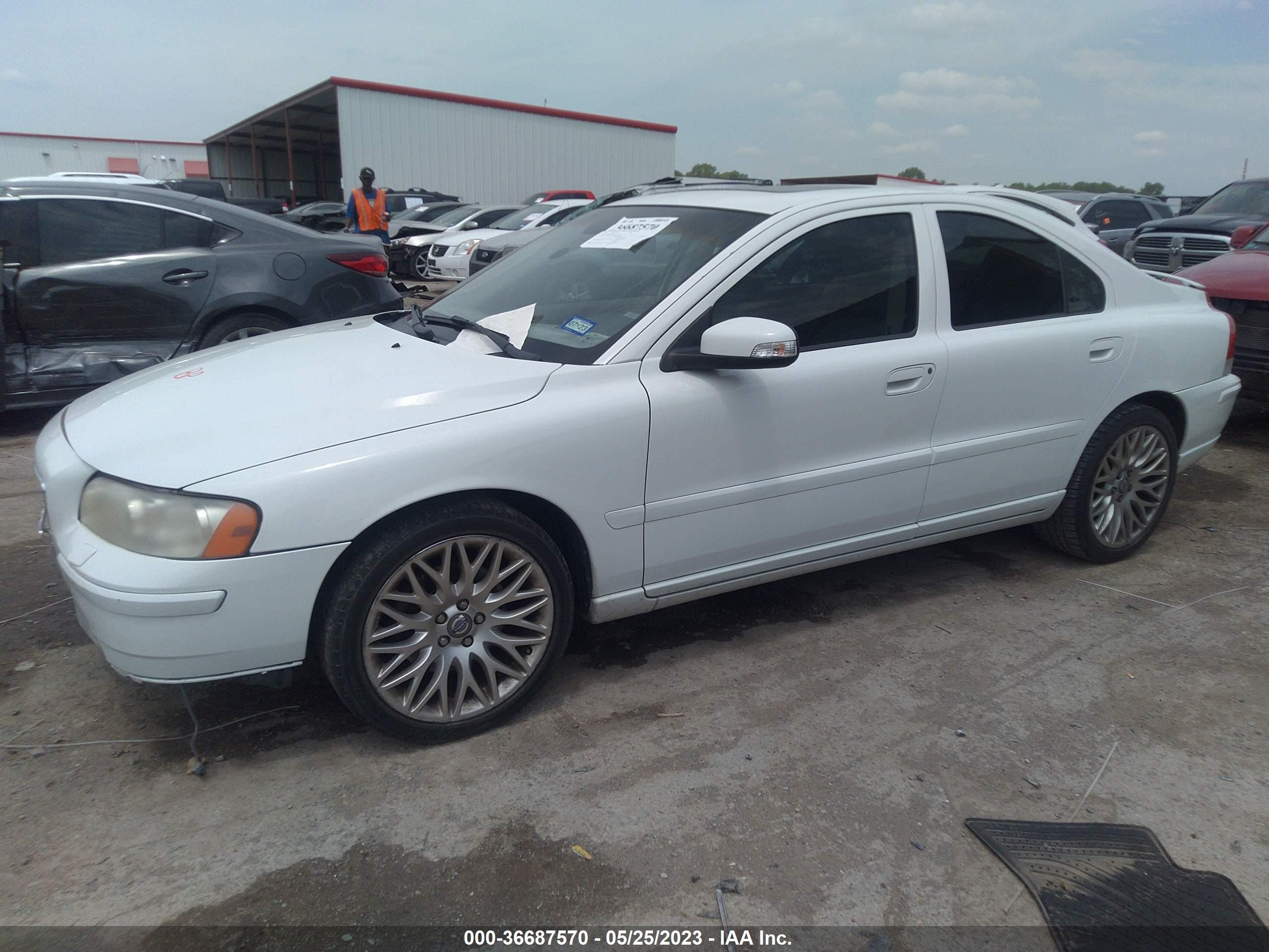 Photo 1 VIN: YV1RS547072616215 - VOLVO S60 