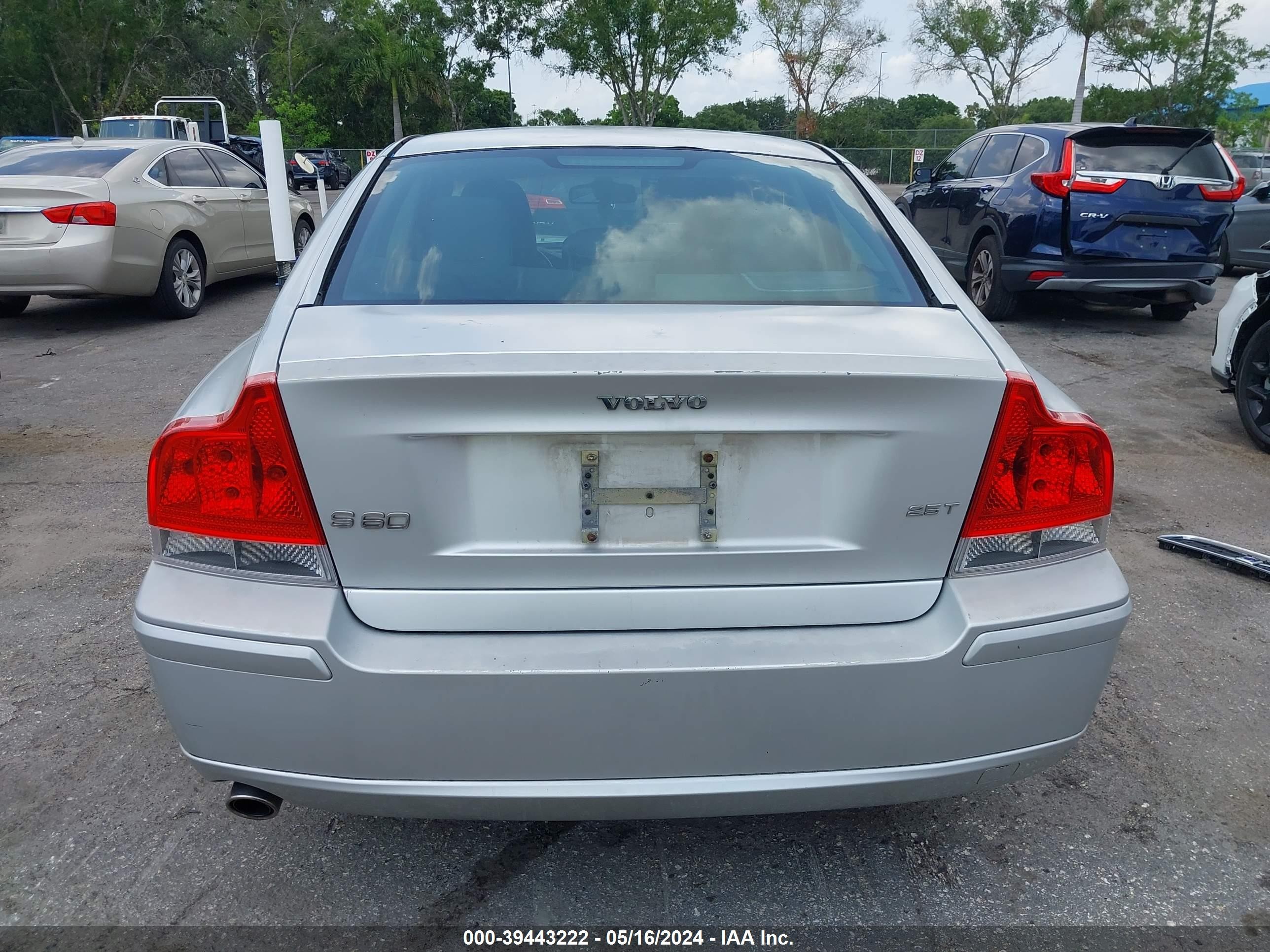 Photo 15 VIN: YV1RS592062533184 - VOLVO S60 