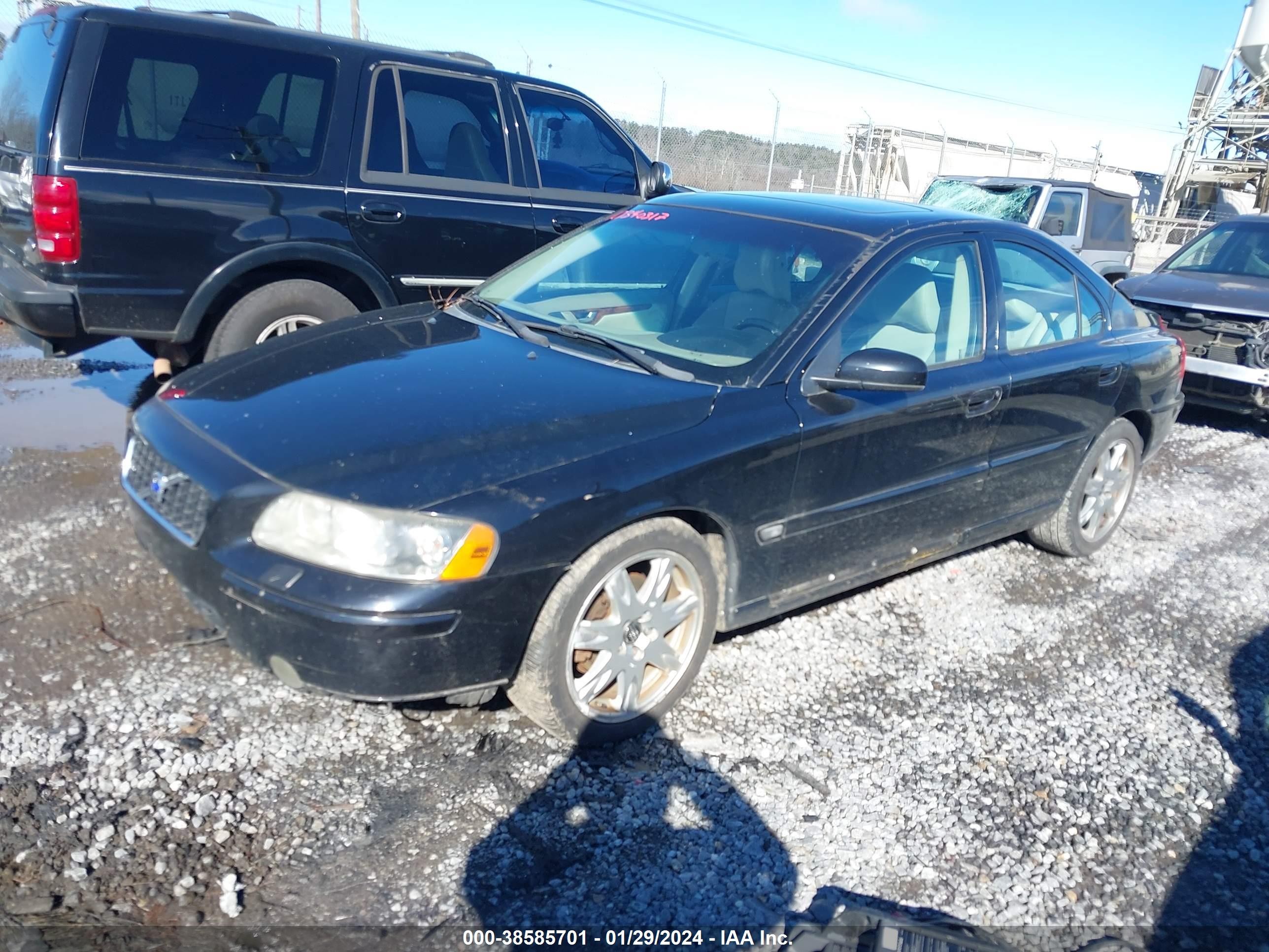 Photo 1 VIN: YV1RS592252452377 - VOLVO S60 