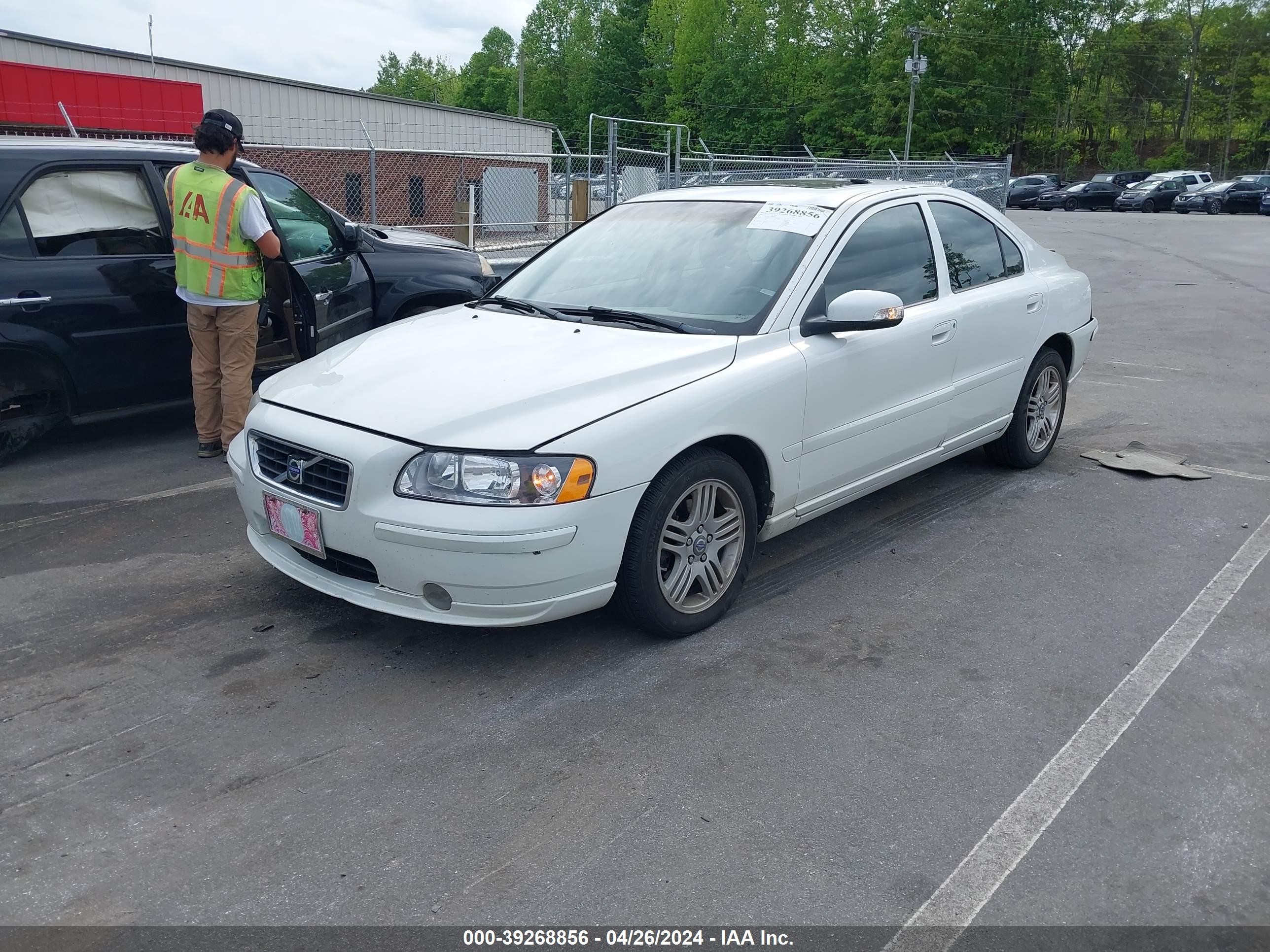 Photo 1 VIN: YV1RS592272610994 - VOLVO S60 