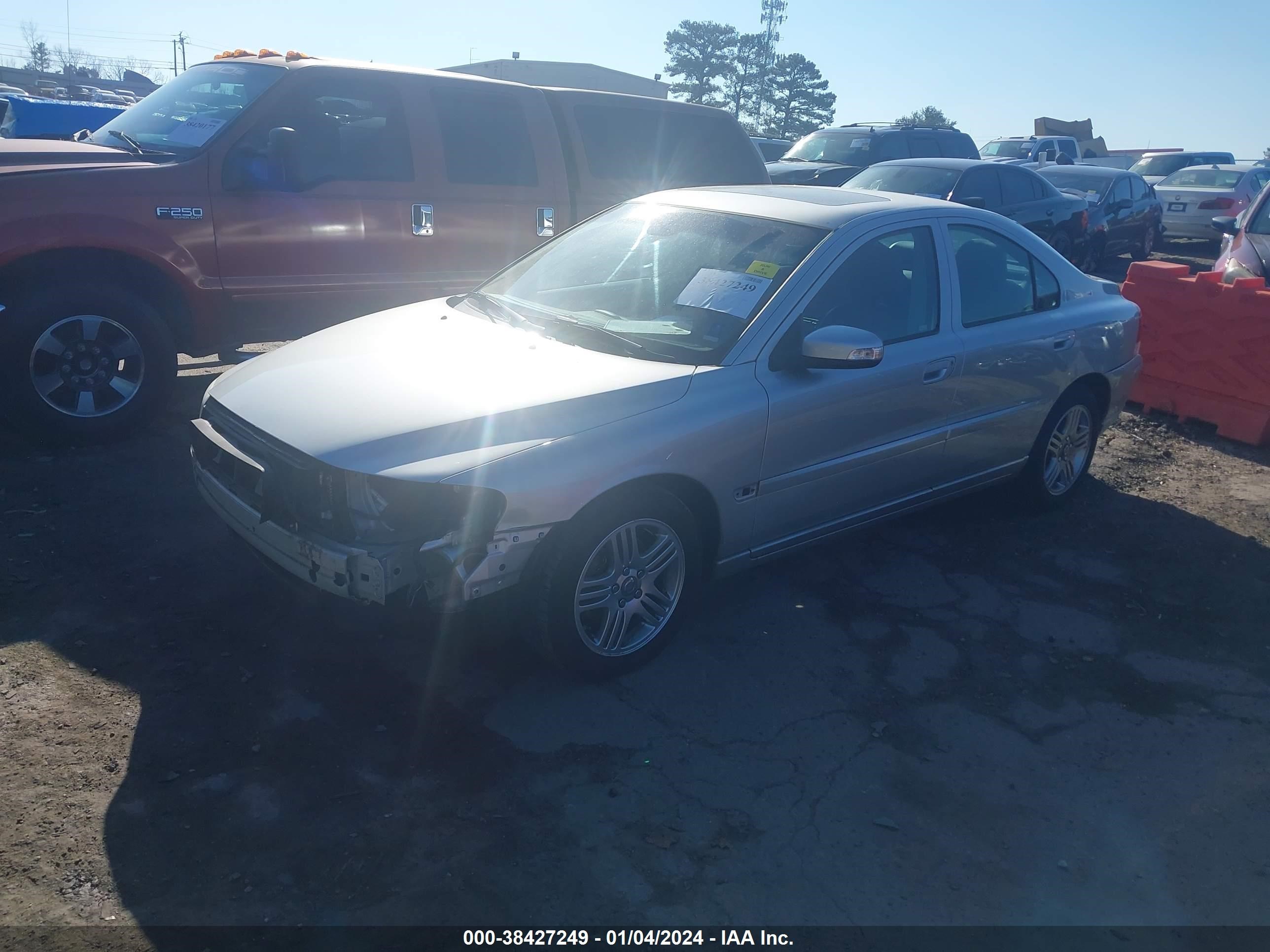 Photo 1 VIN: YV1RS592372625245 - VOLVO S60 