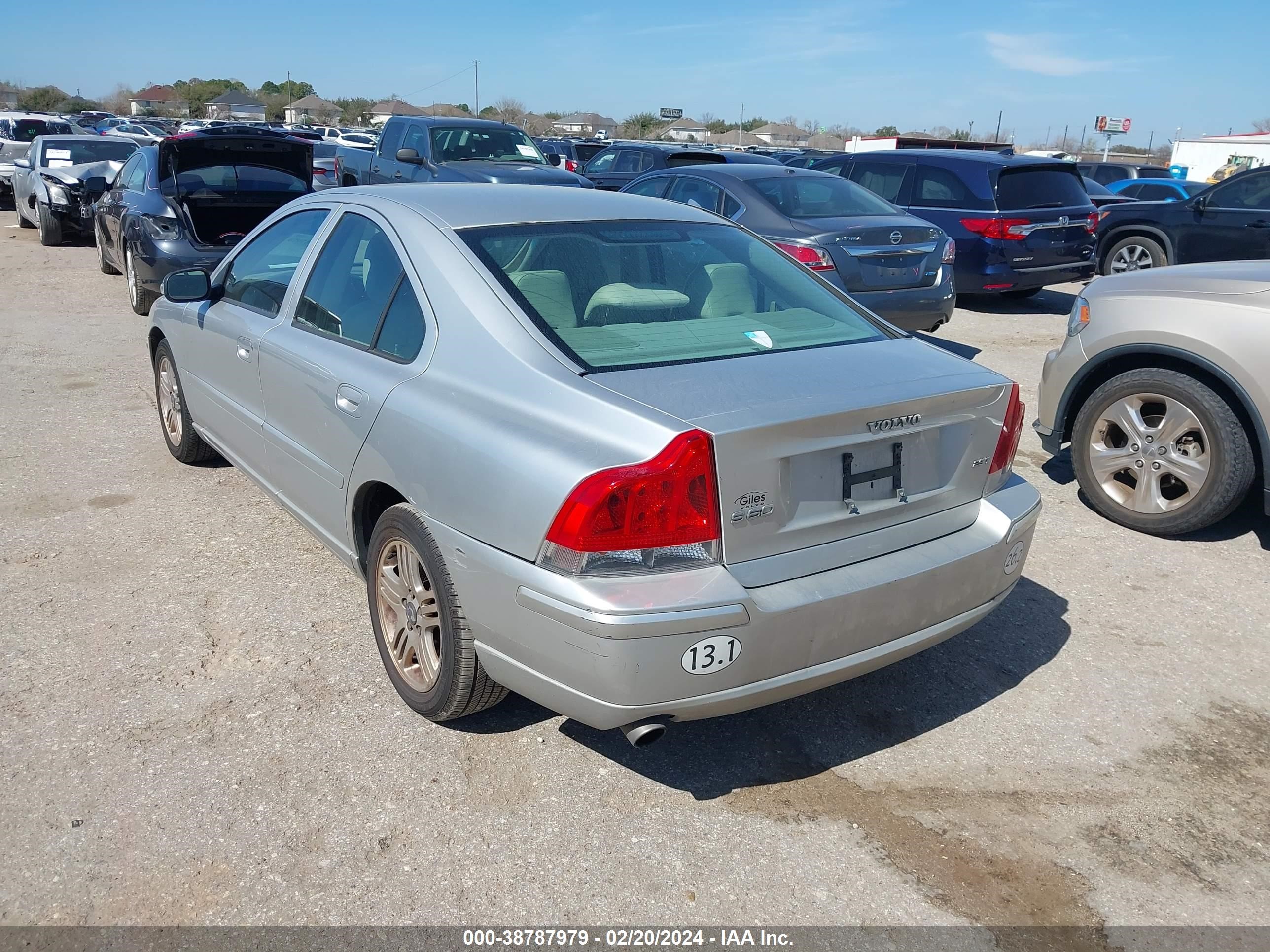 Photo 2 VIN: YV1RS592372644457 - VOLVO S60 