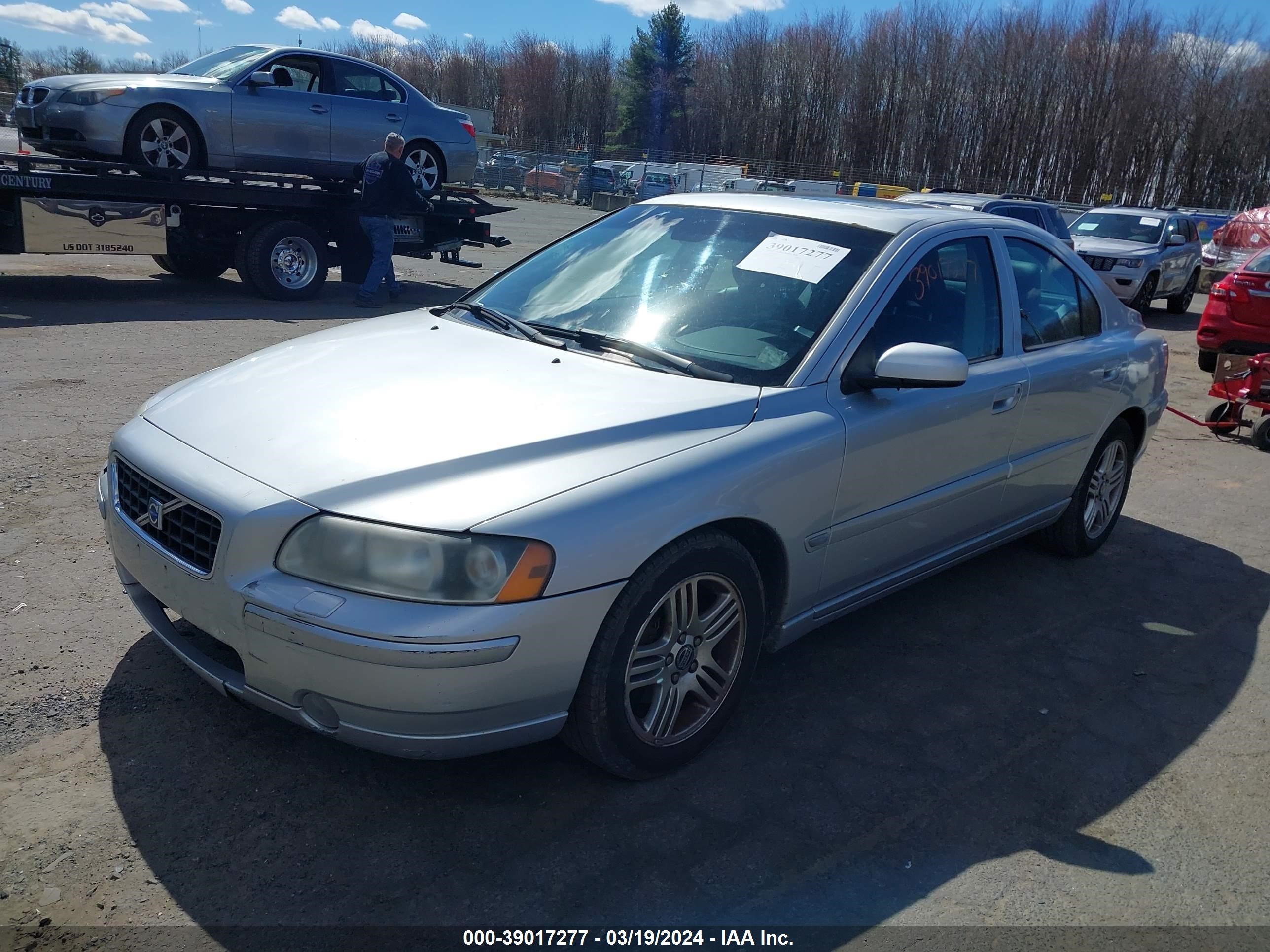 Photo 1 VIN: YV1RS592452474977 - VOLVO S60 