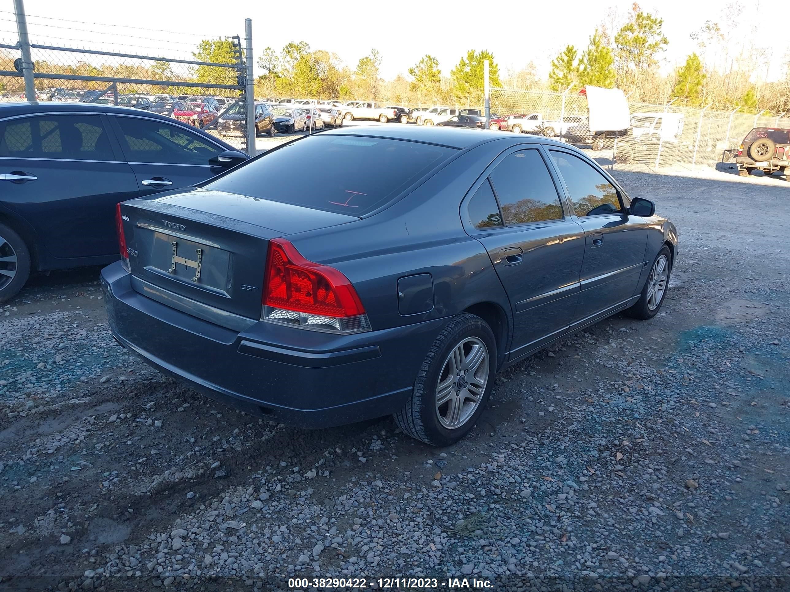 Photo 3 VIN: YV1RS592462501239 - VOLVO S60 