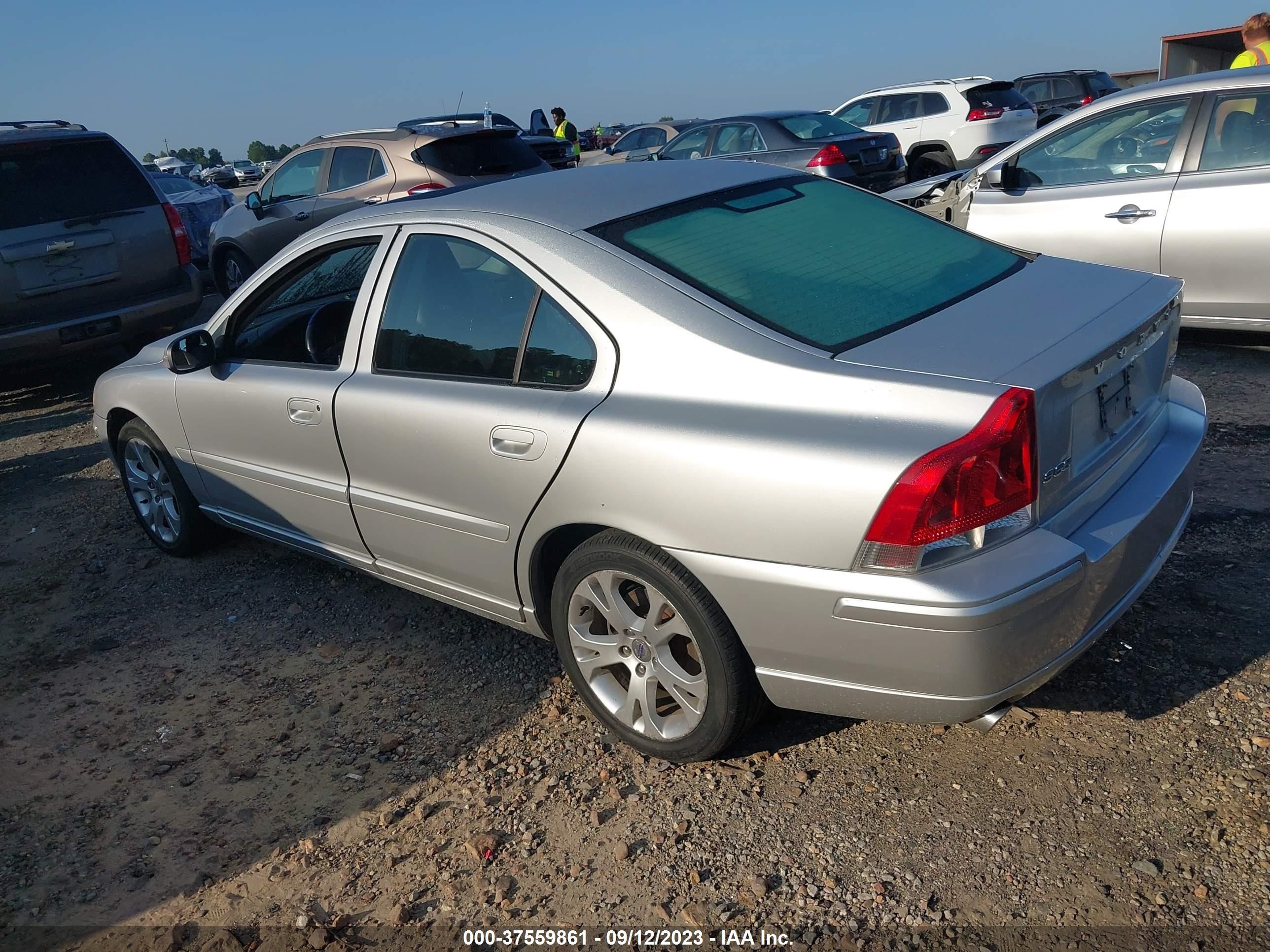 Photo 2 VIN: YV1RS592492735322 - VOLVO S60 