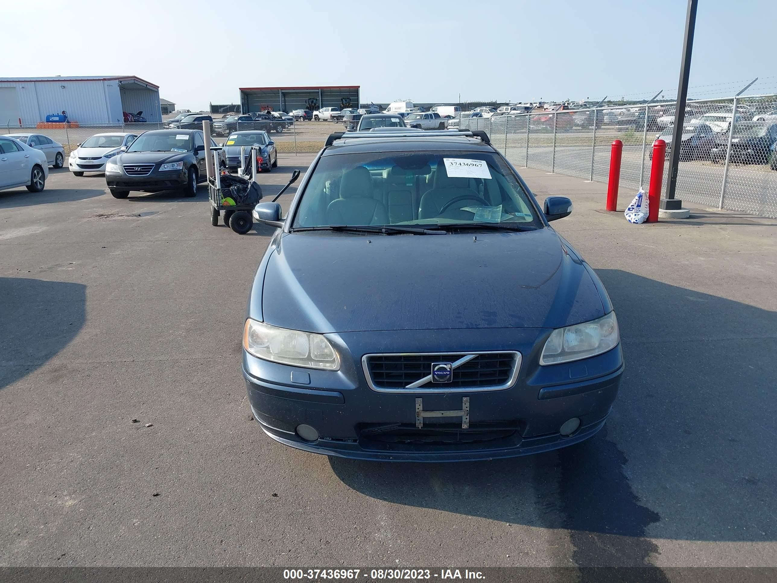 Photo 11 VIN: YV1RS592582690955 - VOLVO S60 