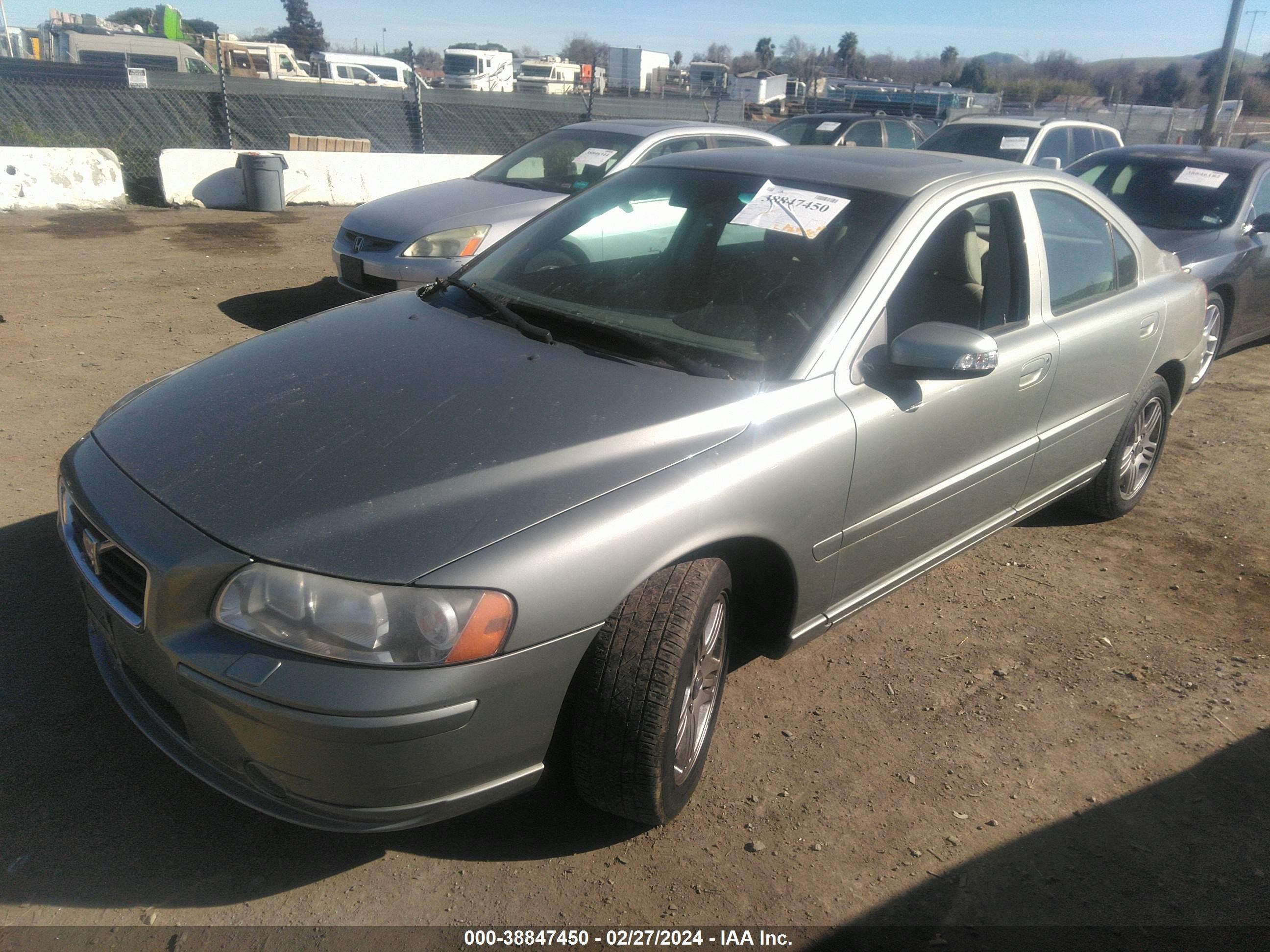 Photo 1 VIN: YV1RS592582700285 - VOLVO S60 